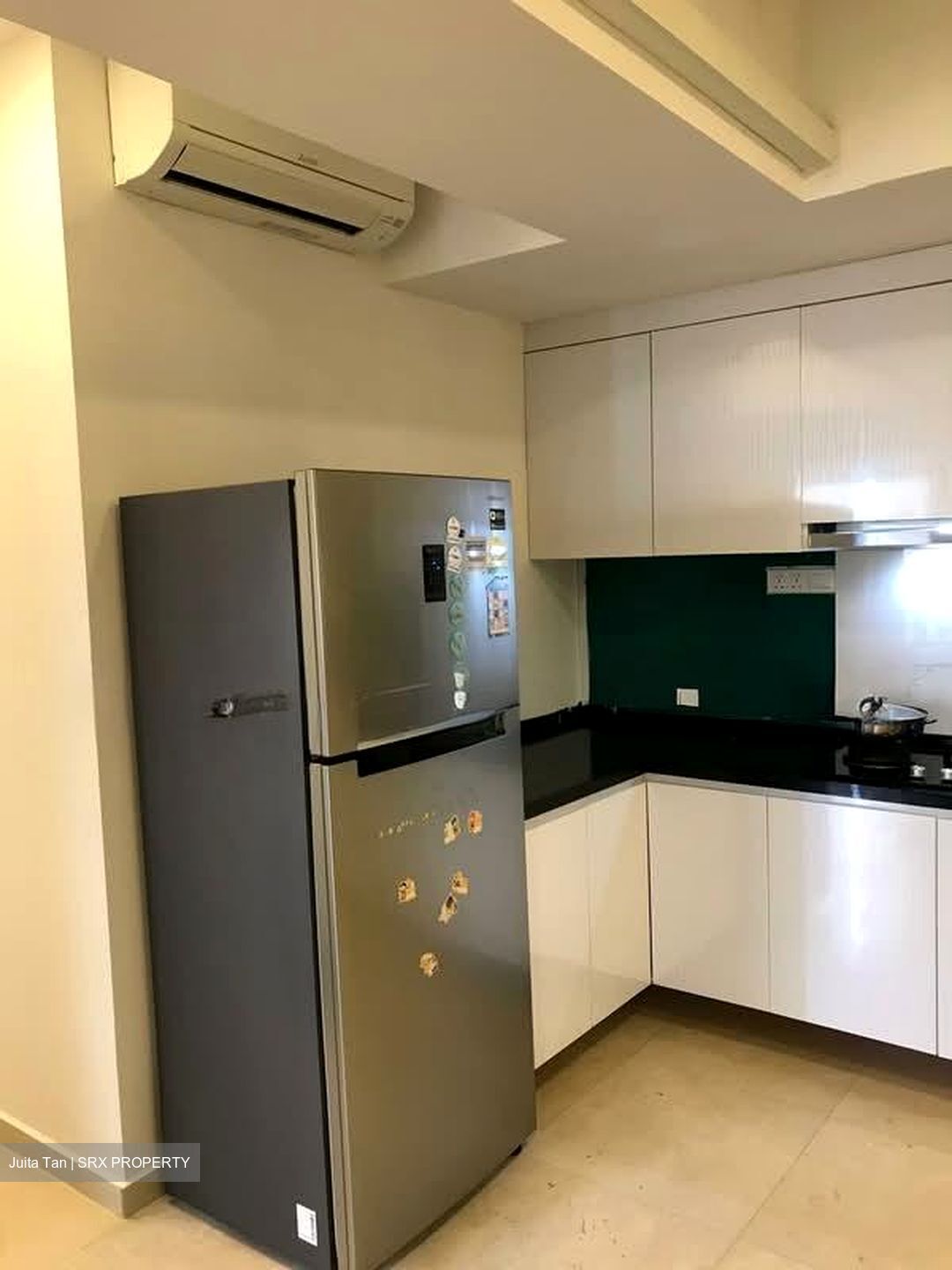 International Plaza (D2), Apartment #527620031